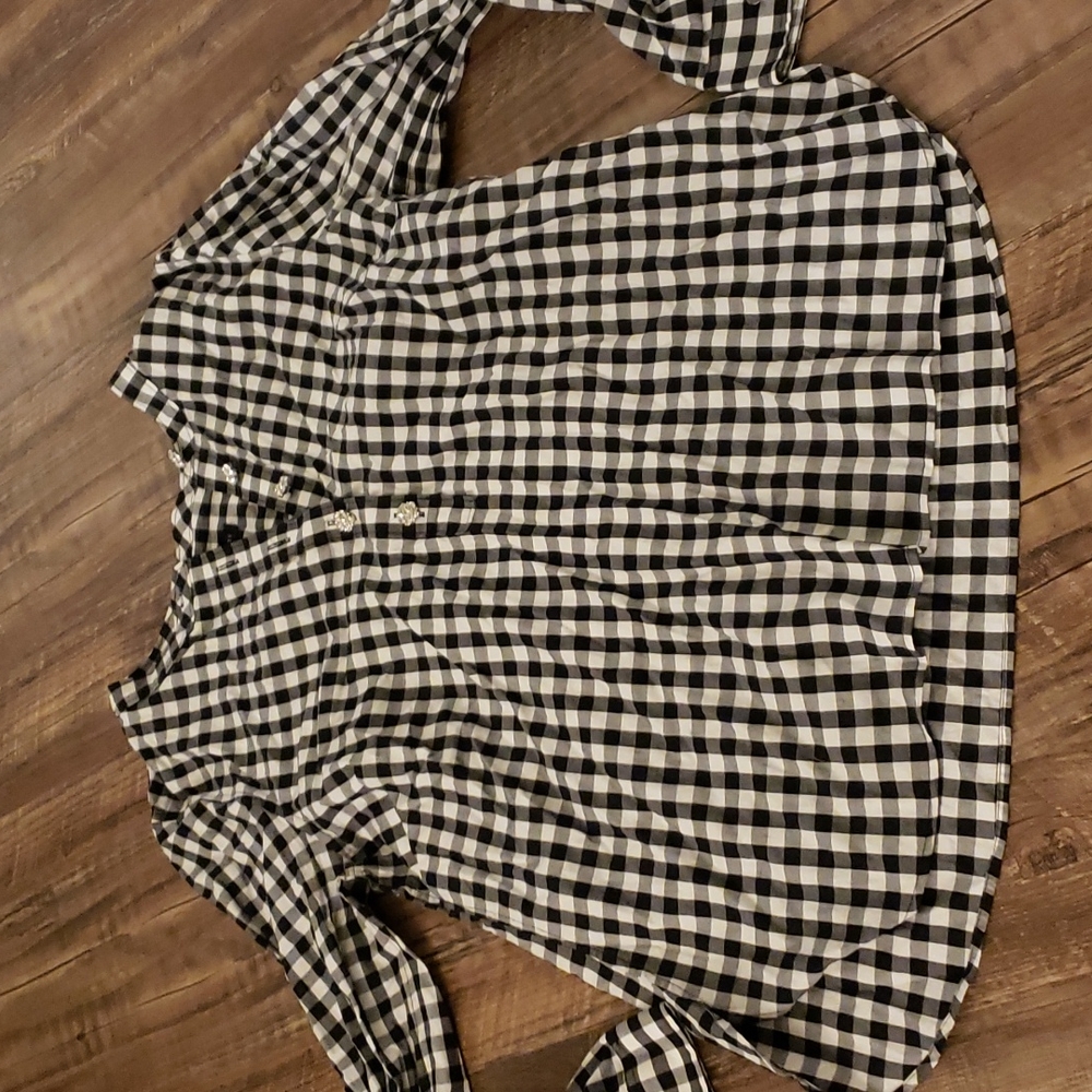 NWT v-neck top